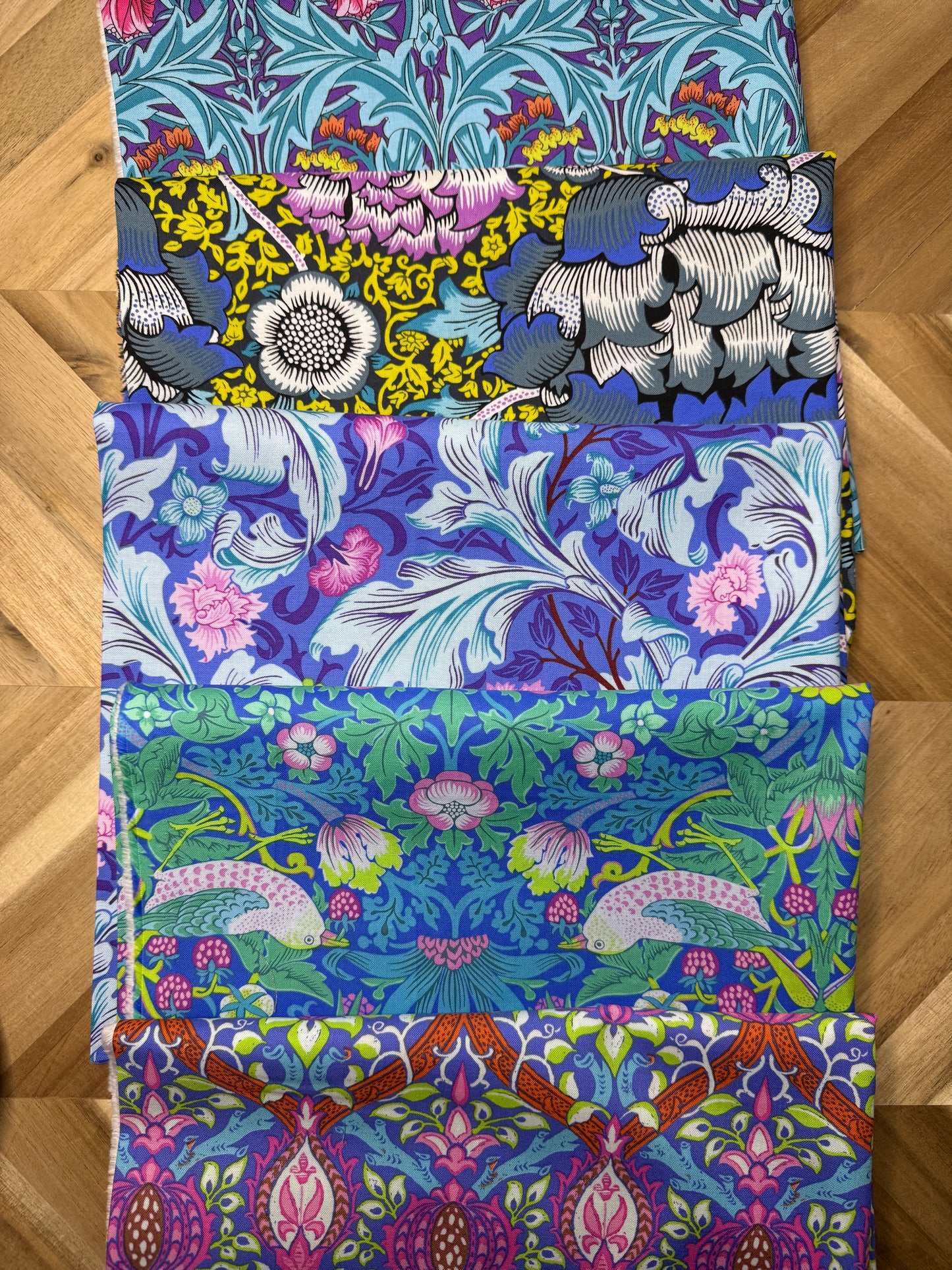 Kaffe x Morris & Co - Fat Quarter Bundle
